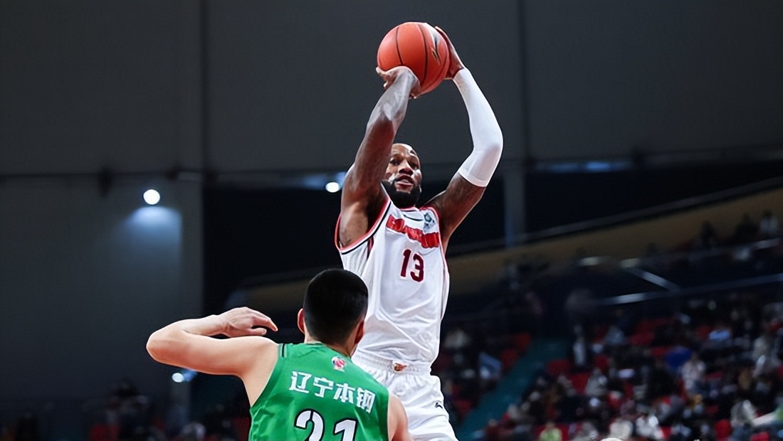 赛后体能课后;辽宁本钢再遭质疑备战荷甲;细节曝光;纪律约束更严格的简单介绍 赛后体能课后;辽宁本钢再遭质疑备战荷甲;细节曝光;纪律约束更严格的简单介绍