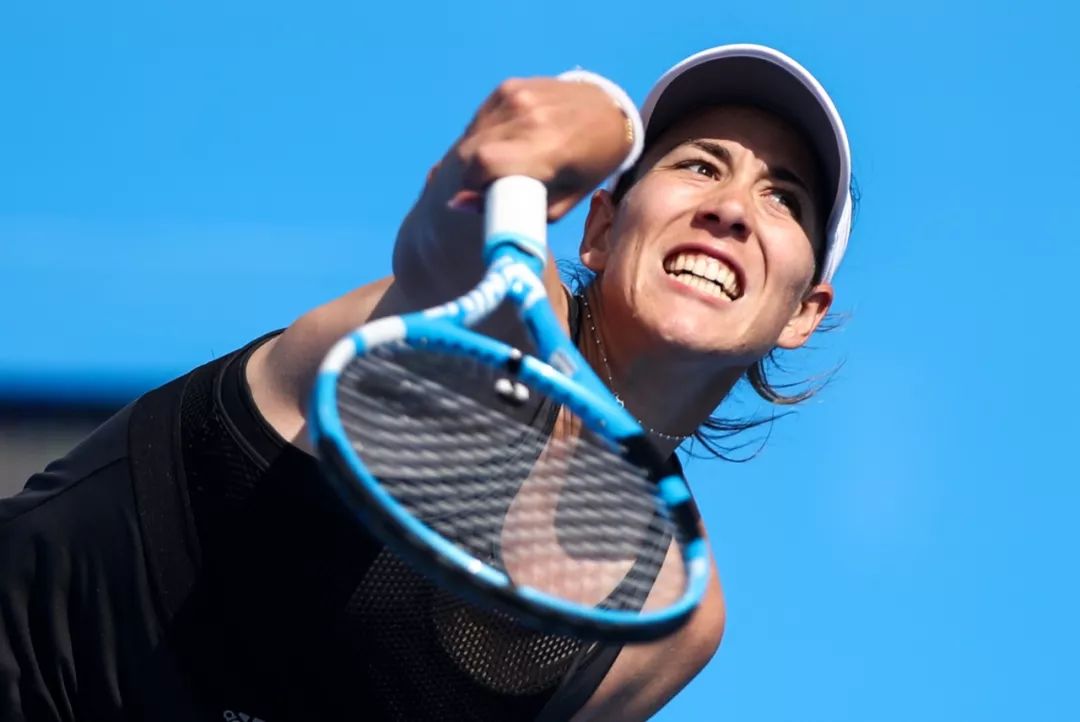 九游游戏平台穆古鲁扎迎来五赛季高光表现,皇家马德里球迷沸腾!的简单介绍