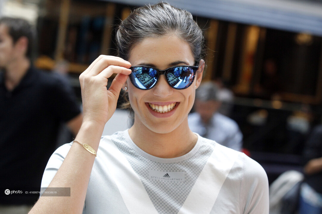 穆古鲁扎迎来五赛季高光表现,皇家马德里球迷沸腾!的简单介绍 穆古鲁扎迎来五赛季高光表现,皇家马德里球迷沸腾!的简单介绍